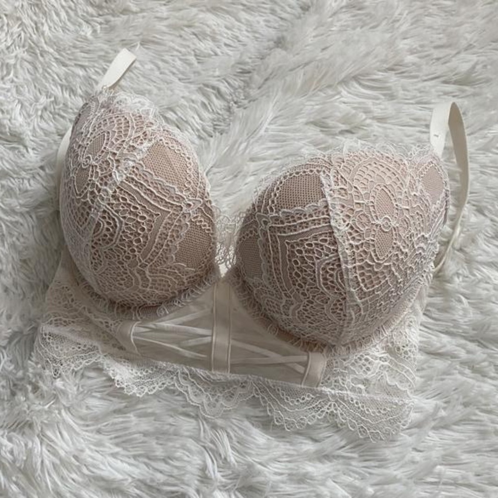 White Lace Bra, Beyond Sexy, Push Up, 34 B, NWOT